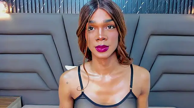 NaomiSteward webcam