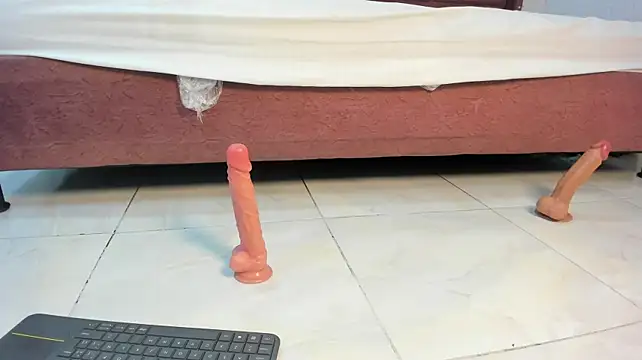 lau_hotfox webcam