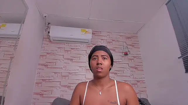 michell_bunny77 webcam