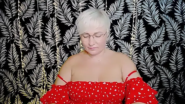 Olivia_playful webcam