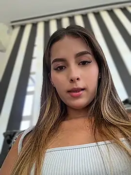 Current still of Valeria-escobar
