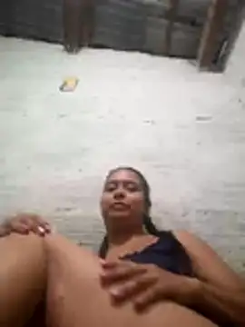 Zarinamoon webcam