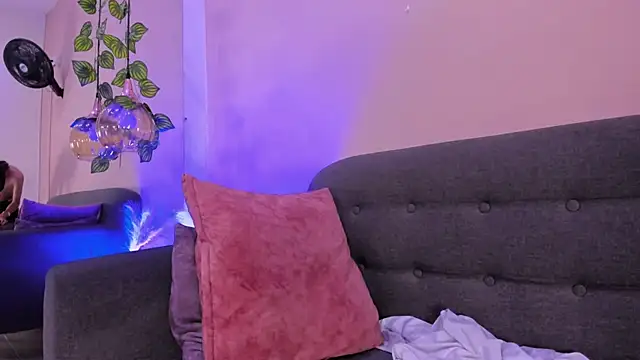 Nascary_Fox webcam