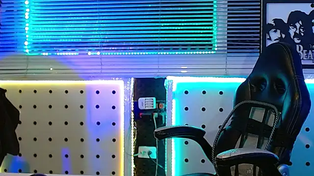 Godofcumxxx webcam