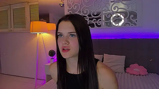 LuisaClover webcam