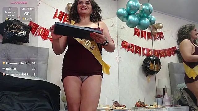ScarlettGreen_ webcam