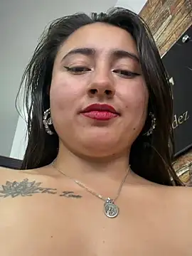 _Sarah-Office1 webcam