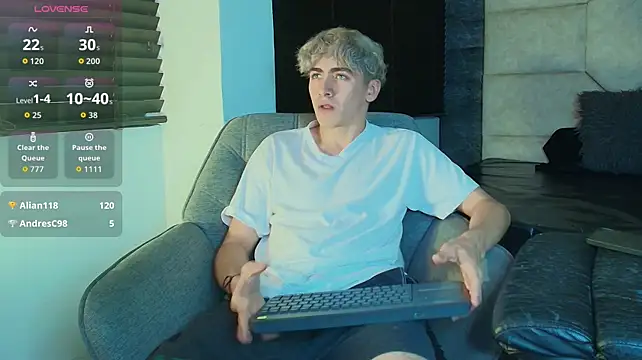 Tyler_Mcrey webcam