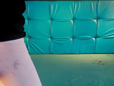 Hott_Bunny webcam