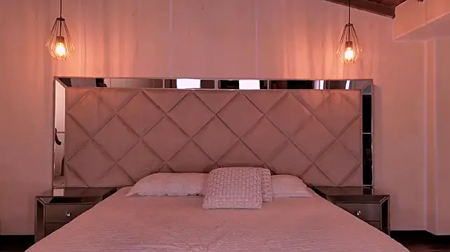 MelissaMoore_ webcam