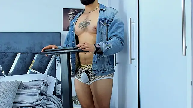 Zack_Froone webcam