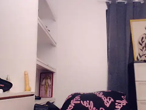 NathalieFox69 webcam