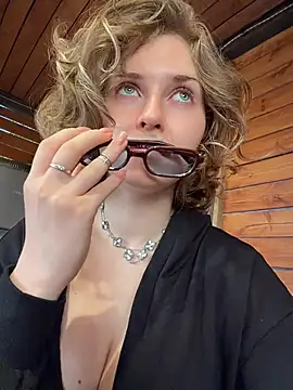 KellyKeler webcam