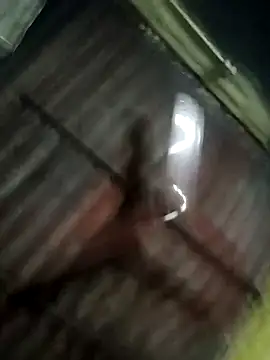 YourTeenBoy21 webcam