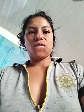 AngelicaStorms webcam