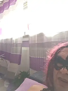 Nylon-Bitch webcam