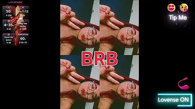 Lyrarose__ webcam