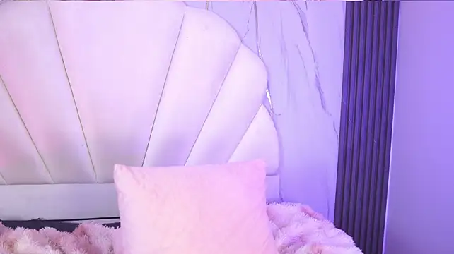AliiceWonderland_ webcam
