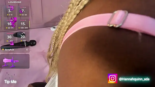 Hanaahquinn webcam