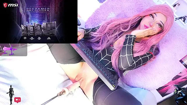 Kira-- webcam
