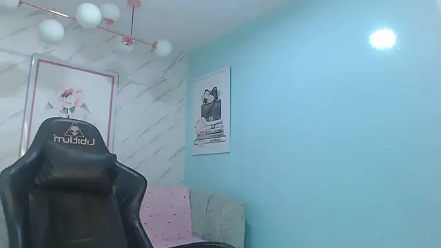victoria_hernandez_t_ webcam