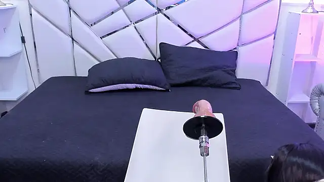 GabbieSkinny webcam