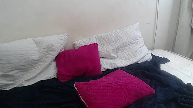 christian_foxx_ webcam
