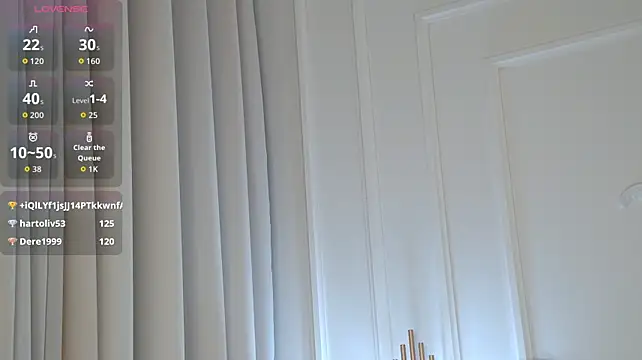 MicheleWest webcam