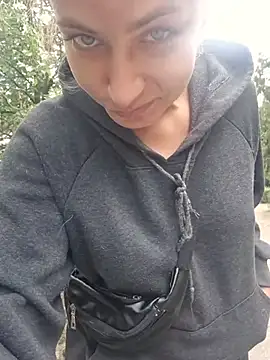 Keli_Jessi webcam