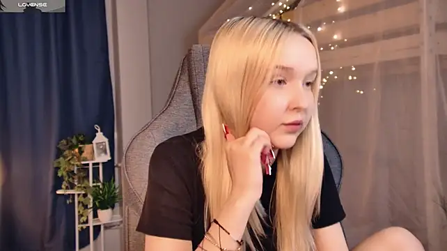 MaoqiBeverly live cam on StripChat