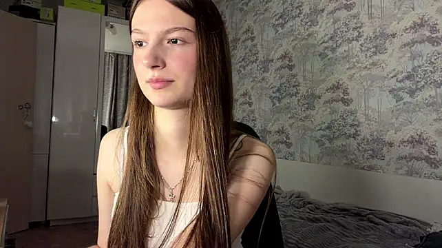 MargoMarcell live cam on StripChat