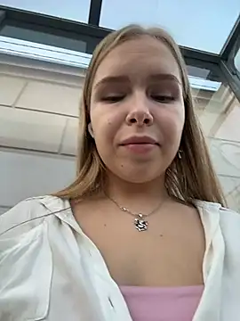 Liza_risky webcam