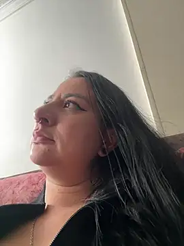 Abril_Luv webcam