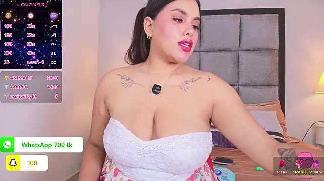 Jeen_Taylor live cam on StripChat