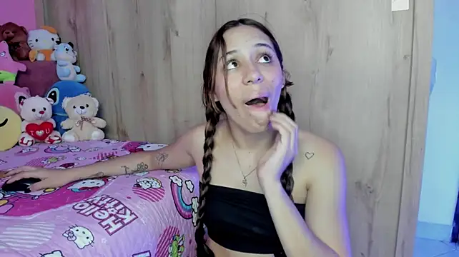 TANIA_06 live cam on StripChat