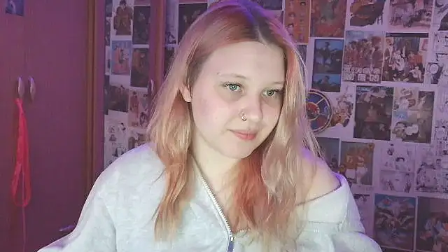 FoxPlayXX live cam on StripChat