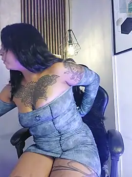 AngelaJones webcam