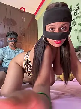 Model_bhabhi_couple live webcam
