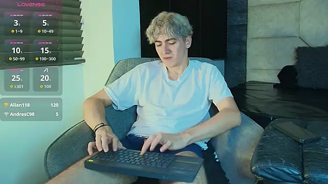 Tyler_Mcrey webcam