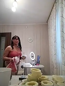 MilkCandyGirl webcam