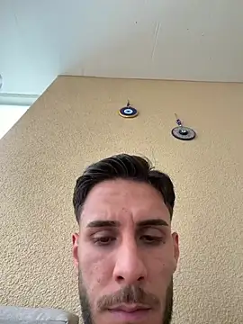 suissegigolo1 live sex cam