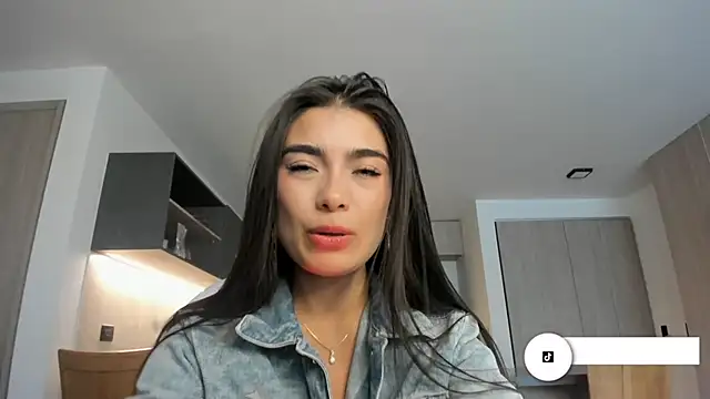 Alexandra_ra live sex cam