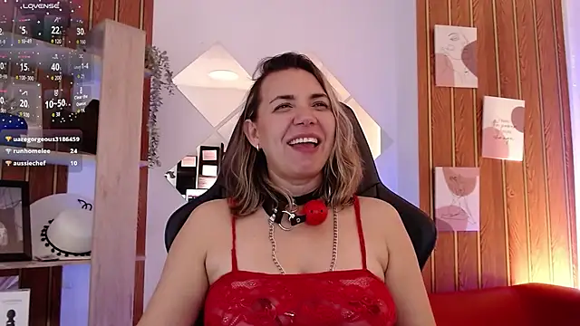 milfsecret69 webcam