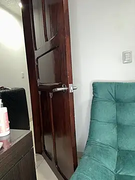 Selenee23 webcam