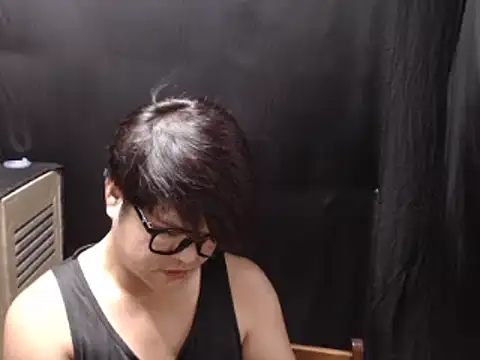 HOTDREAMER4U webcam