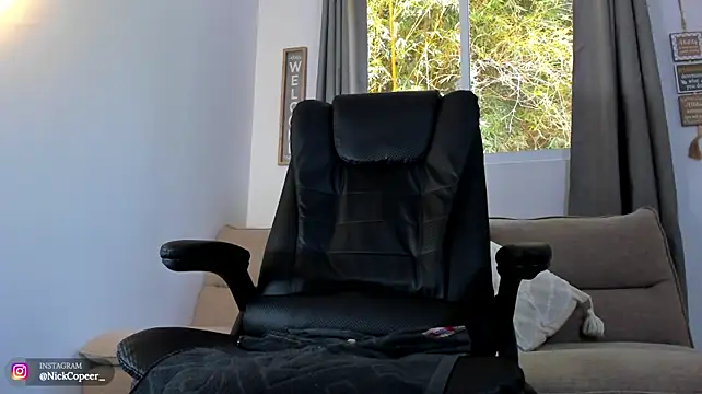 NickCopeer_ webcam