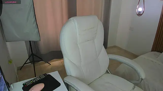 Evely_crosss webcam