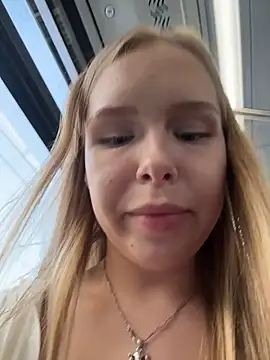 Liza_risky live sex cam