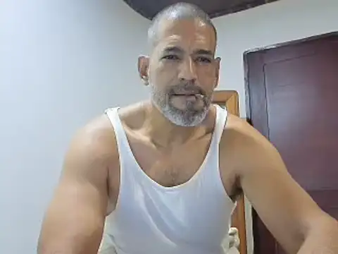jackbigcock11 webcam