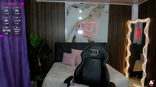 Krysstal_tay1 live cam on StripChat